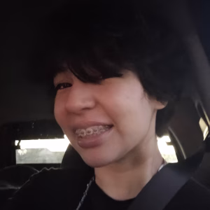 sarah ariaz - Gallery Image 1