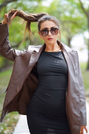 Cait Smith - Gallery Image 1