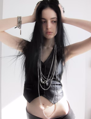 Laurie Savic - Gallery Image 1