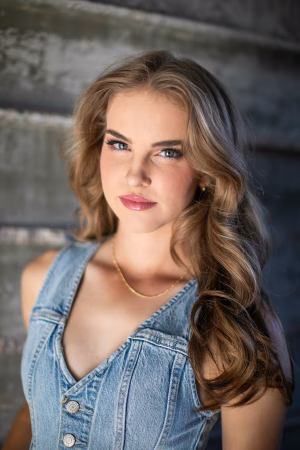 Brooke McGlasson - Gallery Image 14