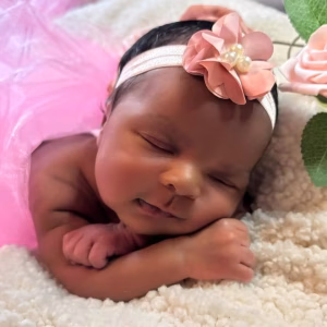 Azuri  Bellinger - Gallery Image 2