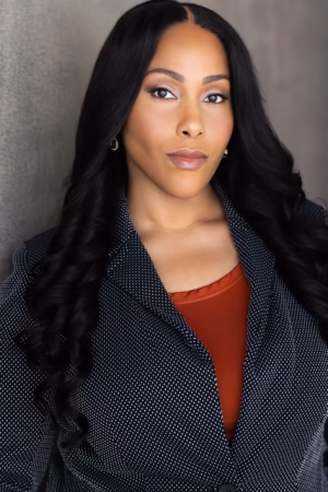 Dakotah Shari Jones - Gallery Image 1