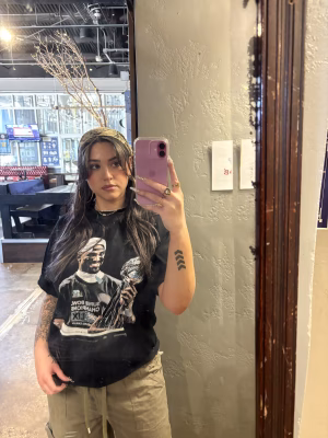 Veronica Woodward - Gallery Image 1