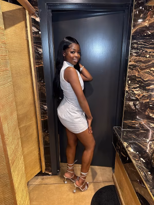 Jade H - Gallery Image 4