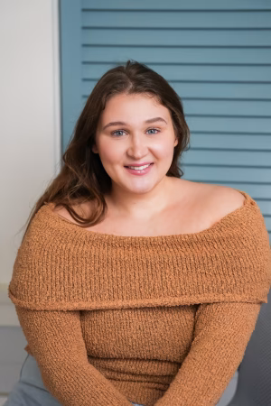 Kaitlyn Deoliveira - Gallery Image 8