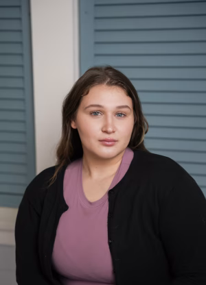 Kaitlyn Deoliveira - Gallery Image 2