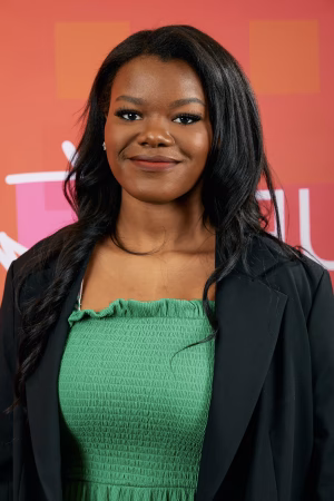 phoebe williams - Gallery Image 2