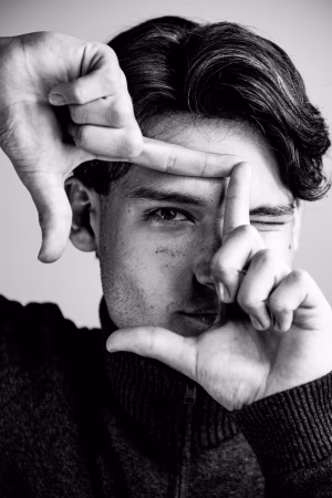 Joshua Carl - Gallery Image 2