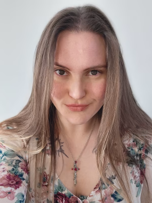 Kelly Henderson - Gallery Image 1