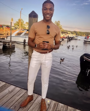 Enrique Burns - Gallery Image 3