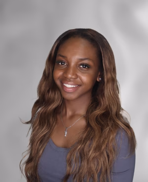 Cynaia  Elise - Gallery Image 2