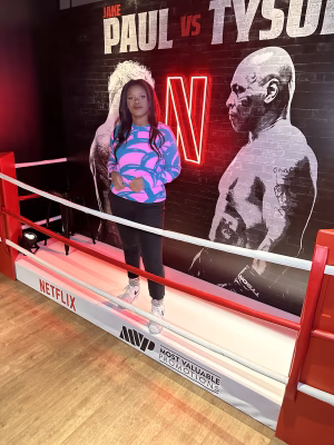 phoebe williams - Gallery Image 1