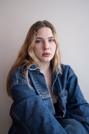 Hailey Rose Kuhns - Gallery Image 3