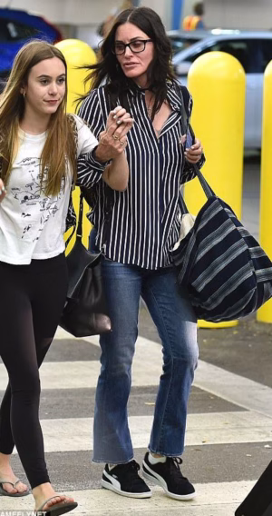 tamra henson - Gallery Image 9