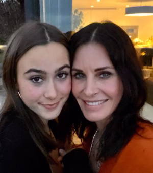 tamra henson - Gallery Image 2