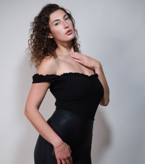 Sofia Fernandez - Gallery Image 9