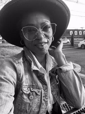 Em George - Gallery Image 1