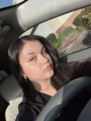 Julyssa Moreno - Gallery Image 6