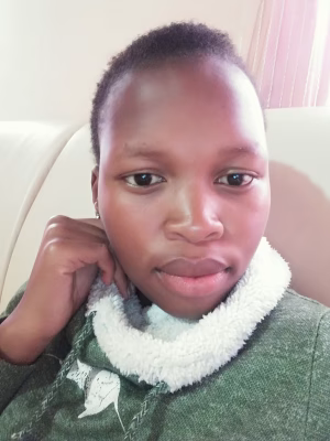 Kgomotso Tshwaedi - Gallery Image 2