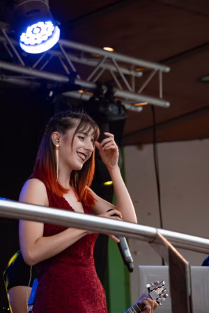 Esther Martínez - Gallery Image 1