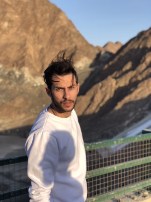 omar hamdan - Gallery Image 1