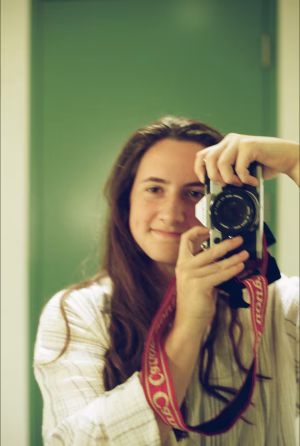 Emma Ward - Gallery Image 3