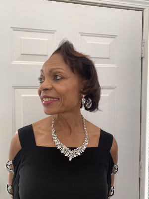 Lula Dixon - Gallery Image 15