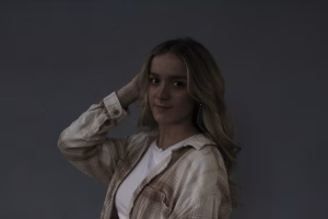 Ella Stidham - Gallery Image 8