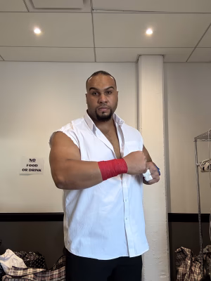 Leon  Gonzalez - Gallery Image 17