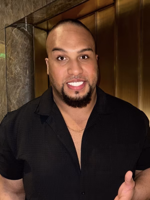 Leon  Gonzalez - Gallery Image 9