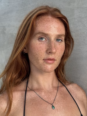 Eminence Tennyson - Gallery Image 1