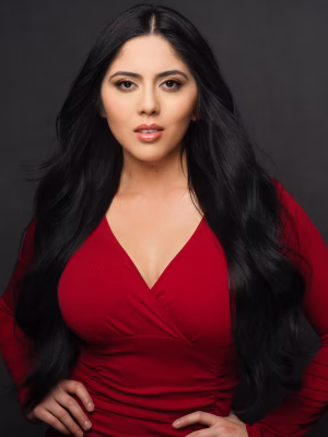 Lizeth Lopez - Project Casting Gallery Image 8 Lizeth Lopez - Gallery Image 8