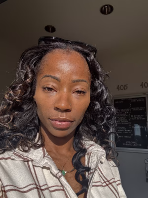 April Hultz - Gallery Image 9