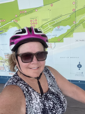 Leah Kochenash - Gallery Image 4