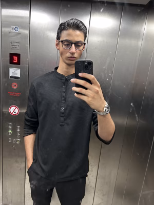 Vansh Singh-Grünwald - Gallery Image 2