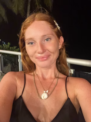 Emmy Rose  Laroche - Gallery Image 7