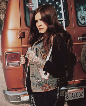 Amon Leigh - Gallery Image 9