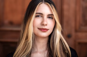 Julia Menning - Gallery Image 5