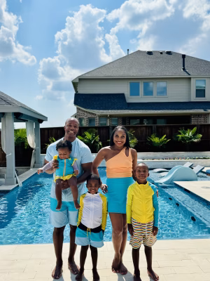 Amber Anderson - Gallery Image 3