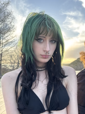 kaydence  manning - Gallery Image 1