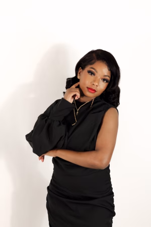 Alivia Smith - Gallery Image 1