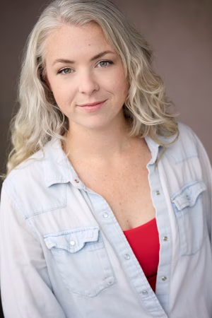 Abigail Williams - Gallery Image 2