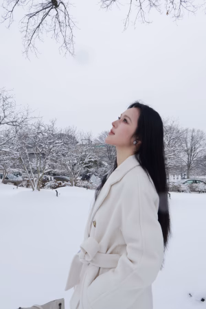 Alexia G - Gallery Image 3