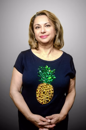 Mondana Nicksolat - Gallery Image 3