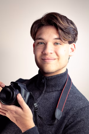 Joshua Carl - Gallery Image 3