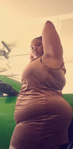 Skylar Carney - Gallery Image 4