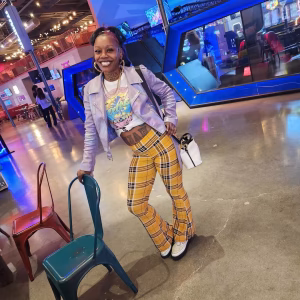 Dejanique Akens - Gallery Image 2