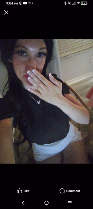 Sarah Hunt - Gallery Image 12