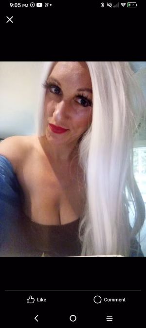 Sarah Hunt - Gallery Image 10