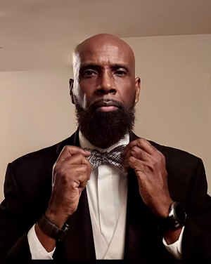 R Keith  Tuck - Gallery Image 1